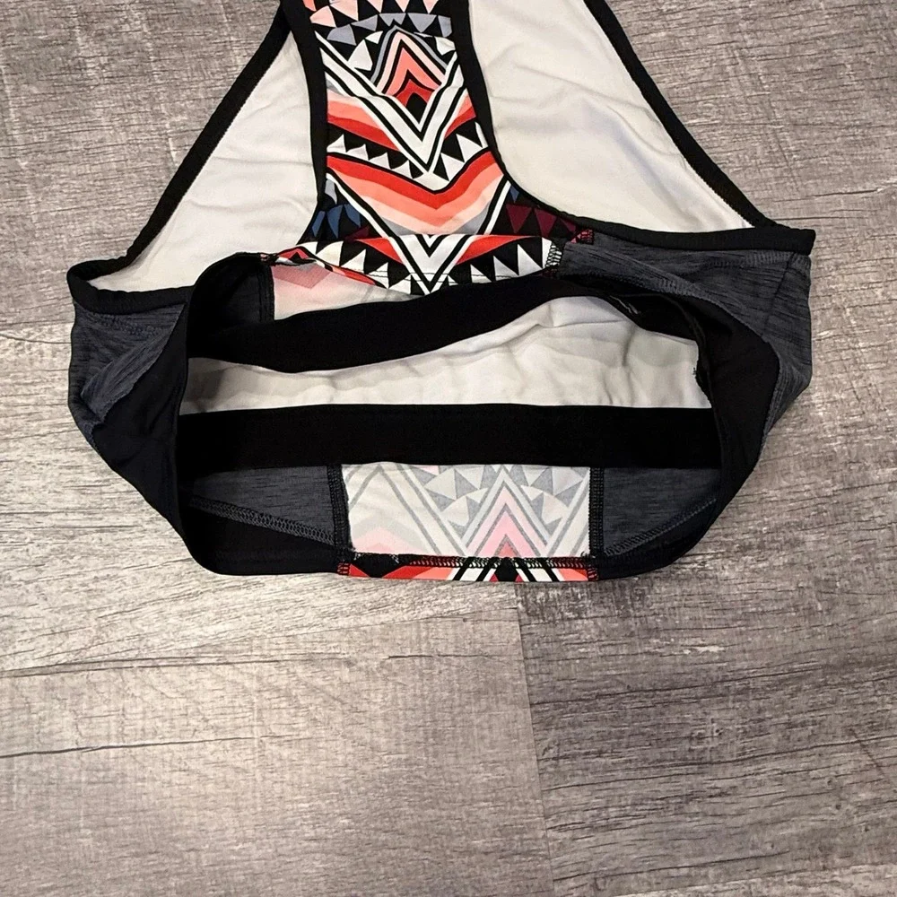 Like New!‎ Pink Ultimate Sports Bra Crop Top Small
